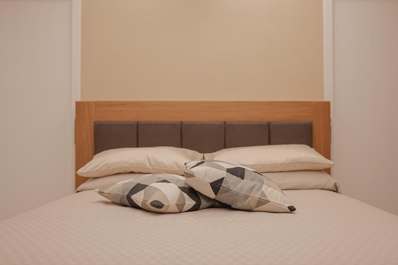 Casa Mia Plebiscito Apartment Napoli Bagian luar foto
